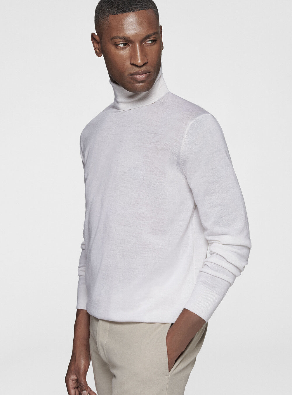 ZAYN CLOTHING ARTICLE #3534 Turtleneck in pure extra-fine merino wool